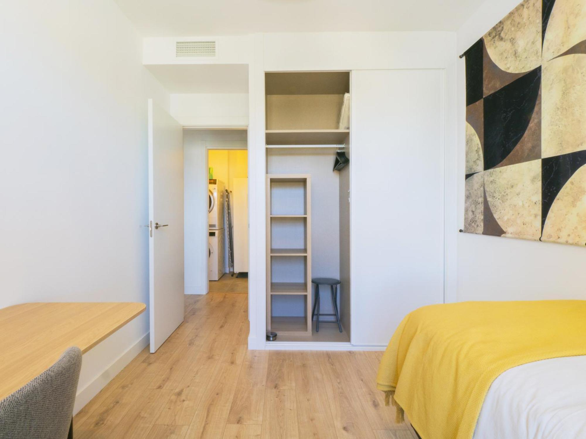 Cubo's Urban Sky View 17 Apartment