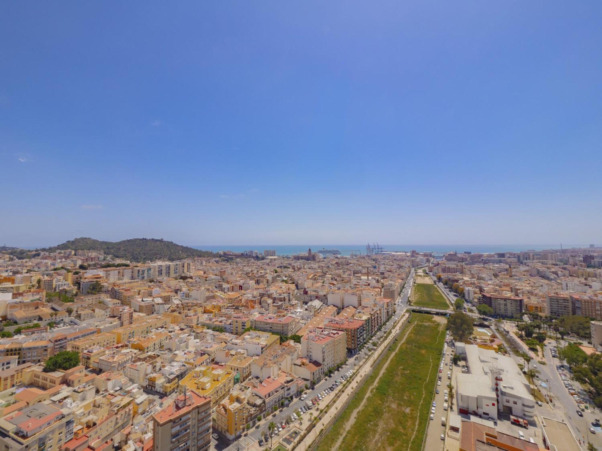 Cubo's Urban Sky View 17 Málaga