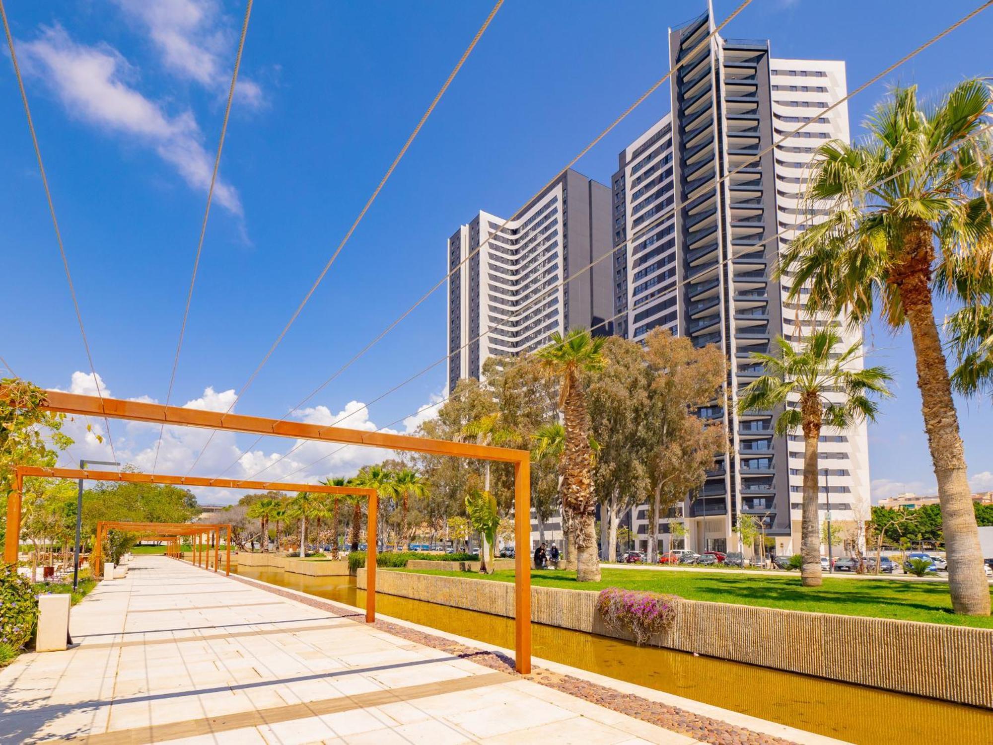 Cubo's Urban Sky View 17 *